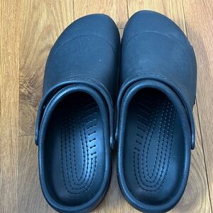 Crocs men’s size 13 Black Slip-On Clogs